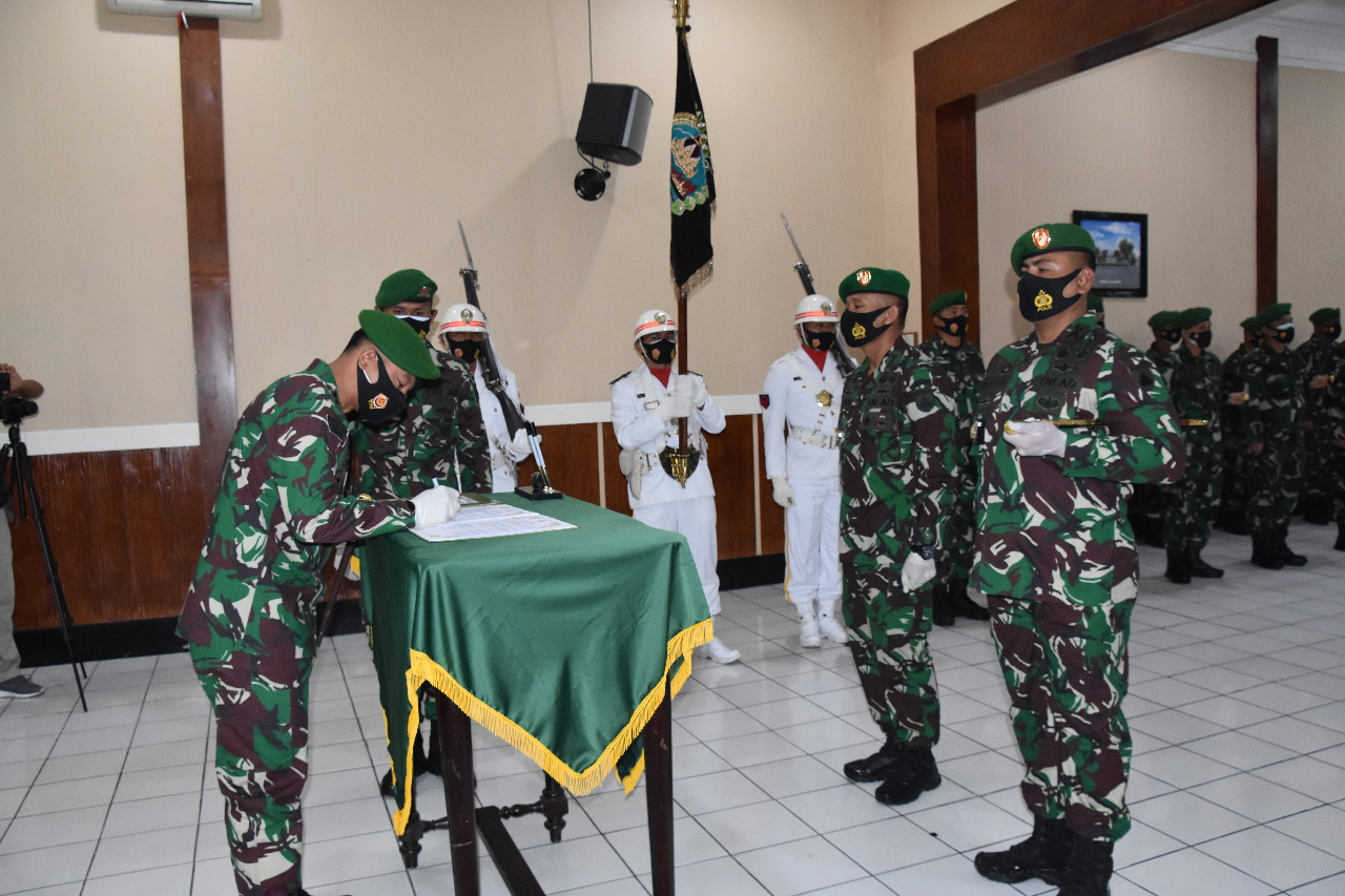 Kolonel Arm Putranto Gatot Sri Handoyo S.Sos., M.M., Pimpin Sertijab Komandan Kodim 0721/Blora .